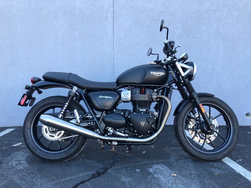 2017 Triumph Street Twin  - Indian Motorcycle